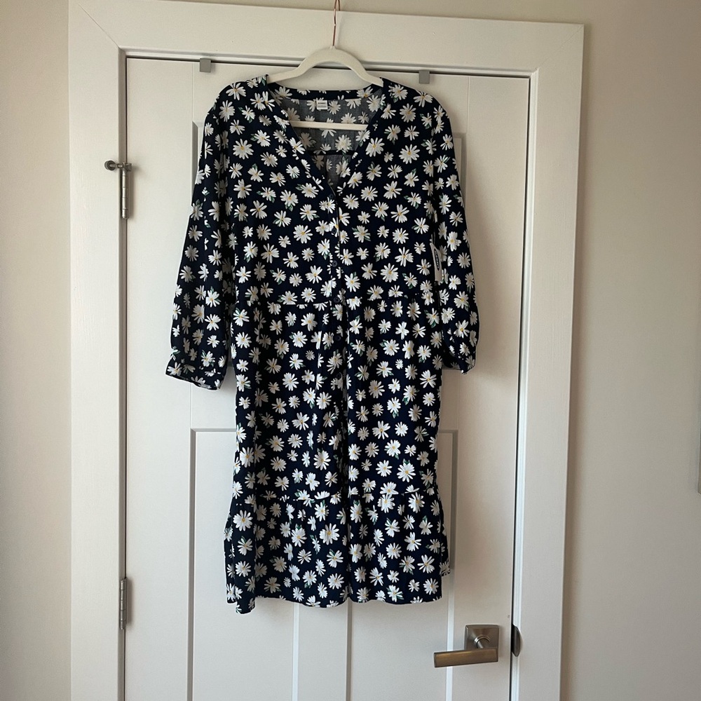 OLD NAVY! NWT! Dress